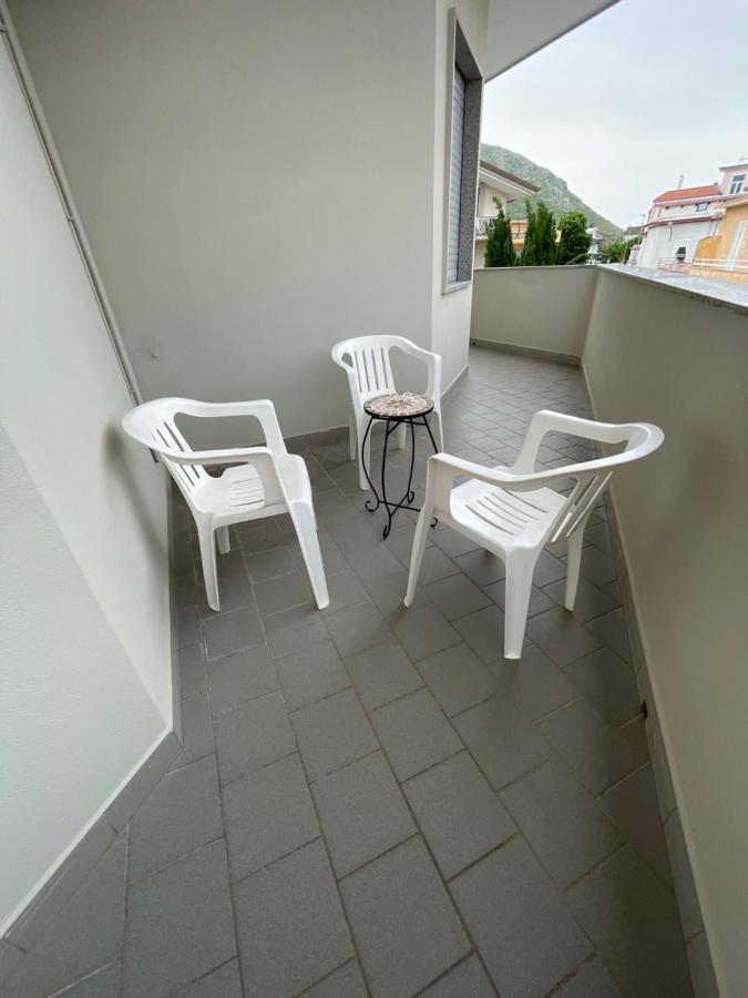 Casa San Francesco Leilighet Mondragone Eksteriør bilde